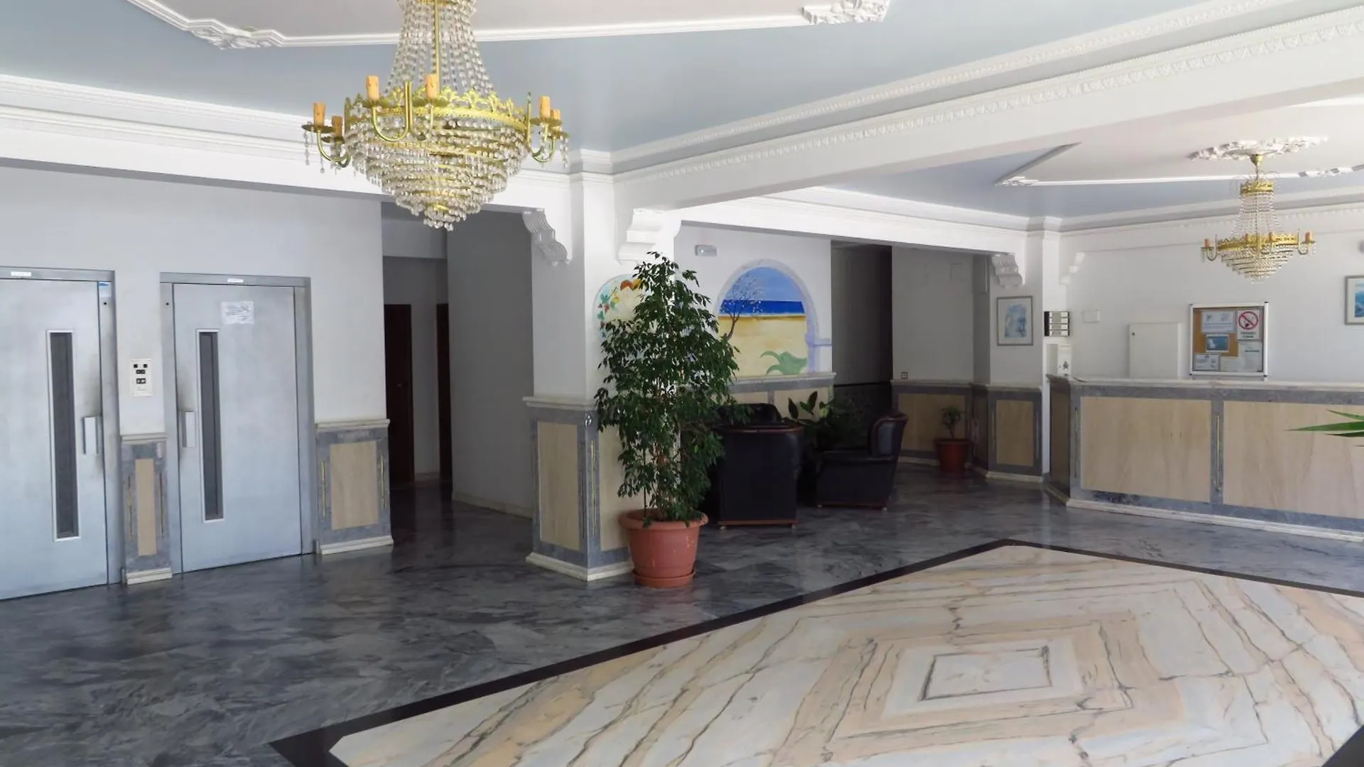 Apartamentos Carolino Monte Gordo