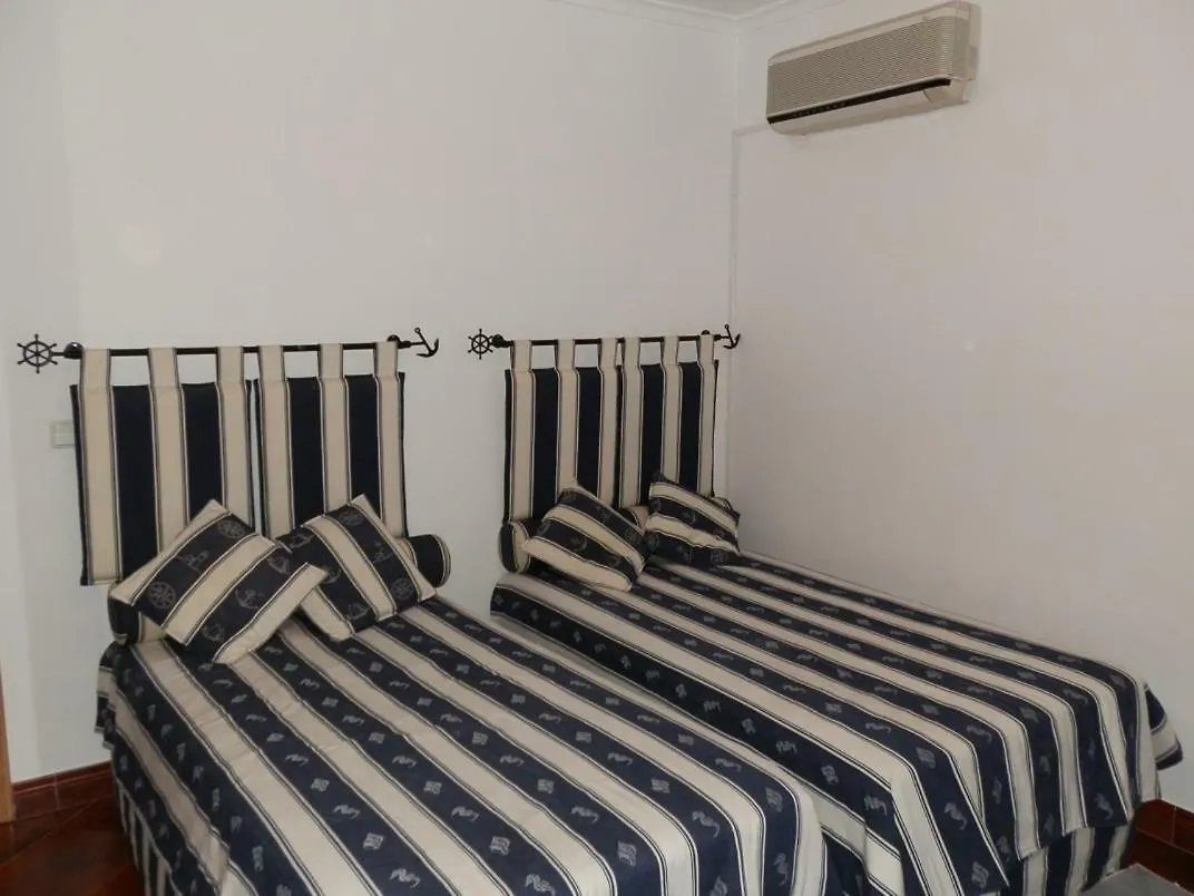 Apartamentos Carolino Monte Gordo 0*,  Portugal